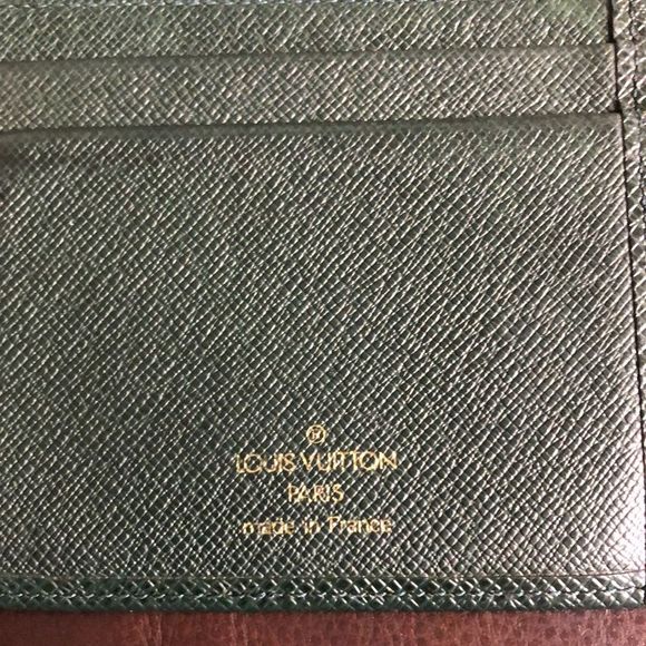 LOUIS VUITTON Green Taiga Leather Bifold Wallet Vintage MI0917 - Picture 8 of 17